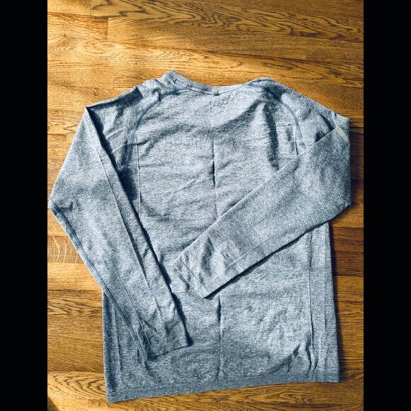 EUC Nike Dri-Fit Running Long Sleeve Shirt - Lt Blue - X-Large - Picture 2 of 6